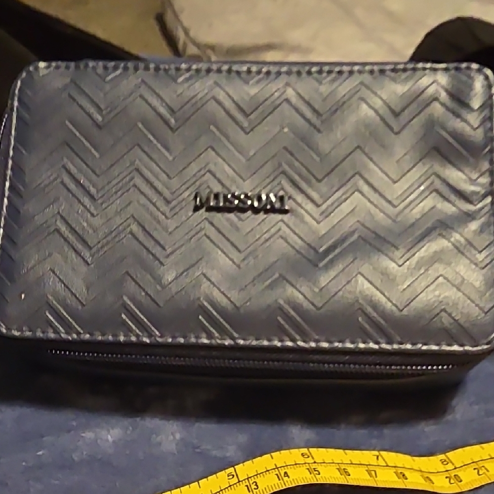 Missoni Chevron Patterned Black Toiletry Bag